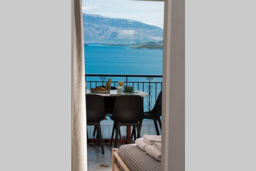 2Br House In Nikiana With Stunning Sea View Leilighet Eksteriør bilde